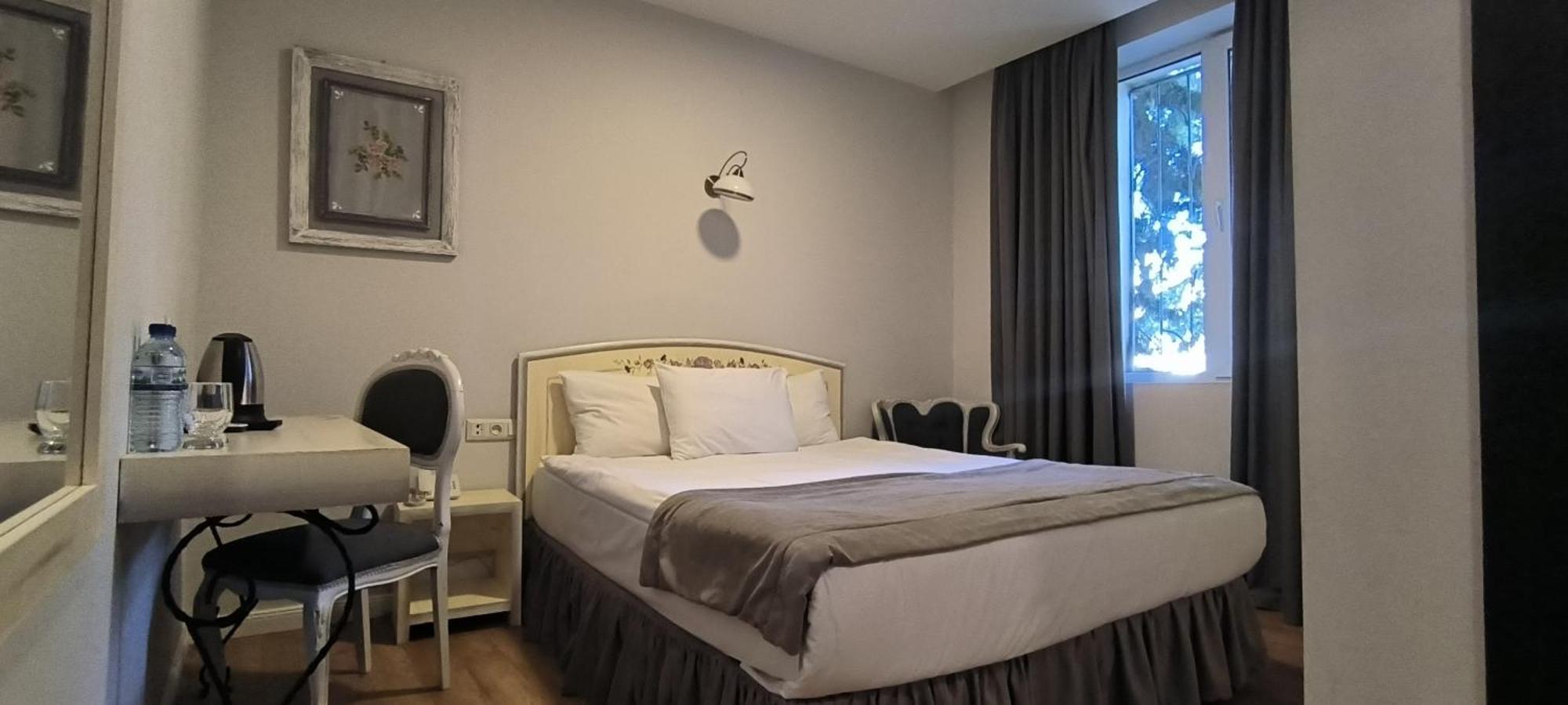 Prestige Palace - Esquisse Hotel Tbiliszi Szoba fotó