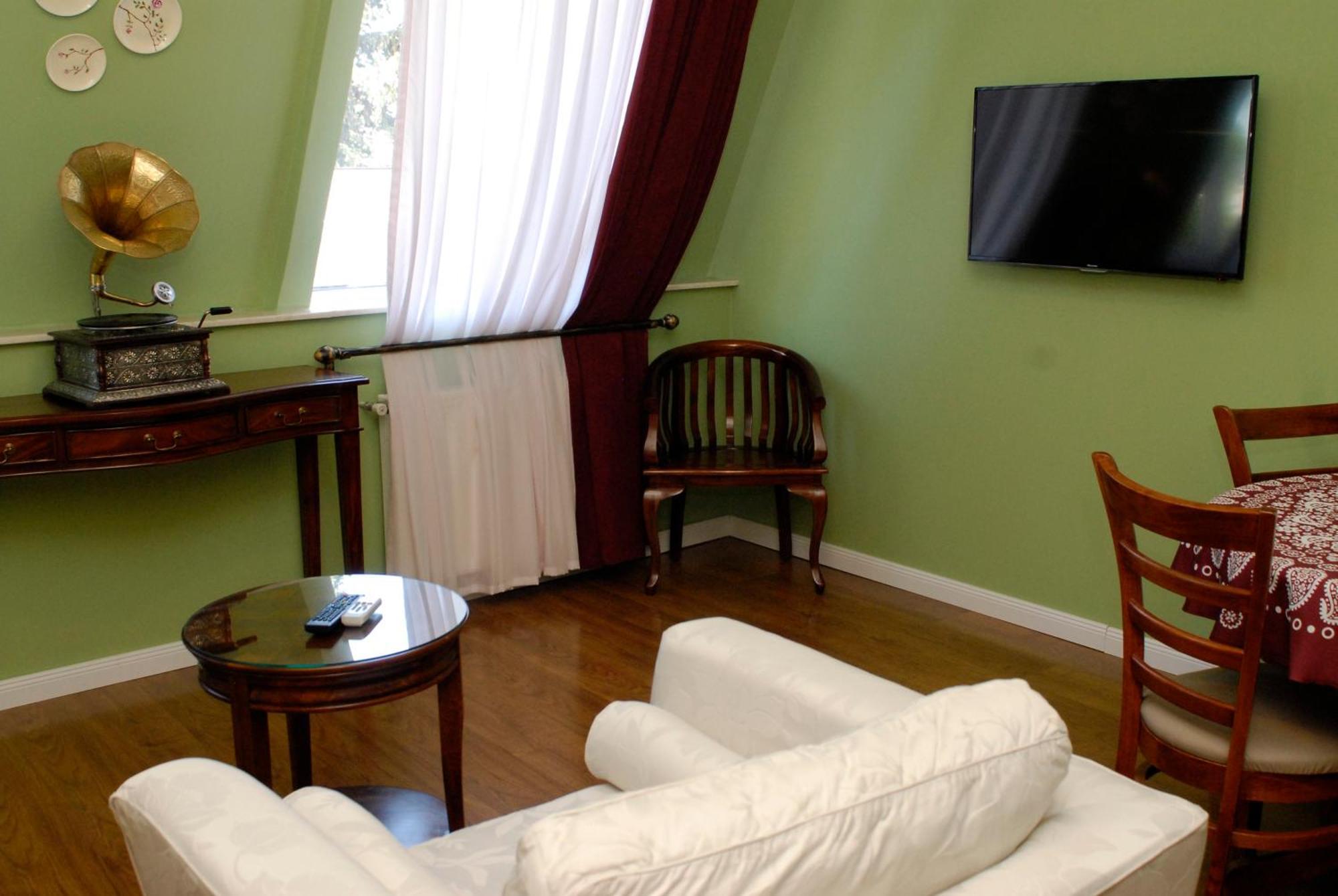 Prestige Palace - Esquisse Hotel Tbiliszi Kültér fotó