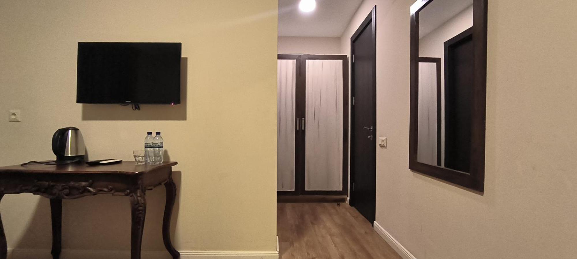 Prestige Palace - Esquisse Hotel Tbiliszi Szoba fotó