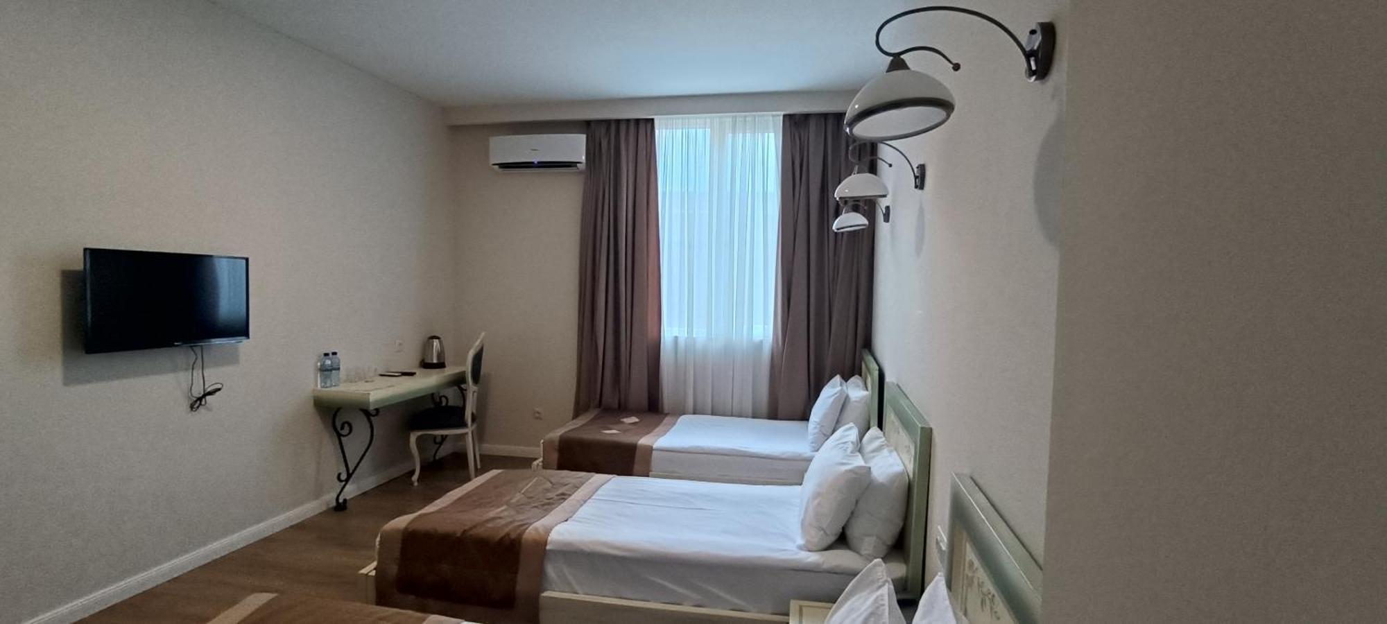 Prestige Palace - Esquisse Hotel Tbiliszi Szoba fotó