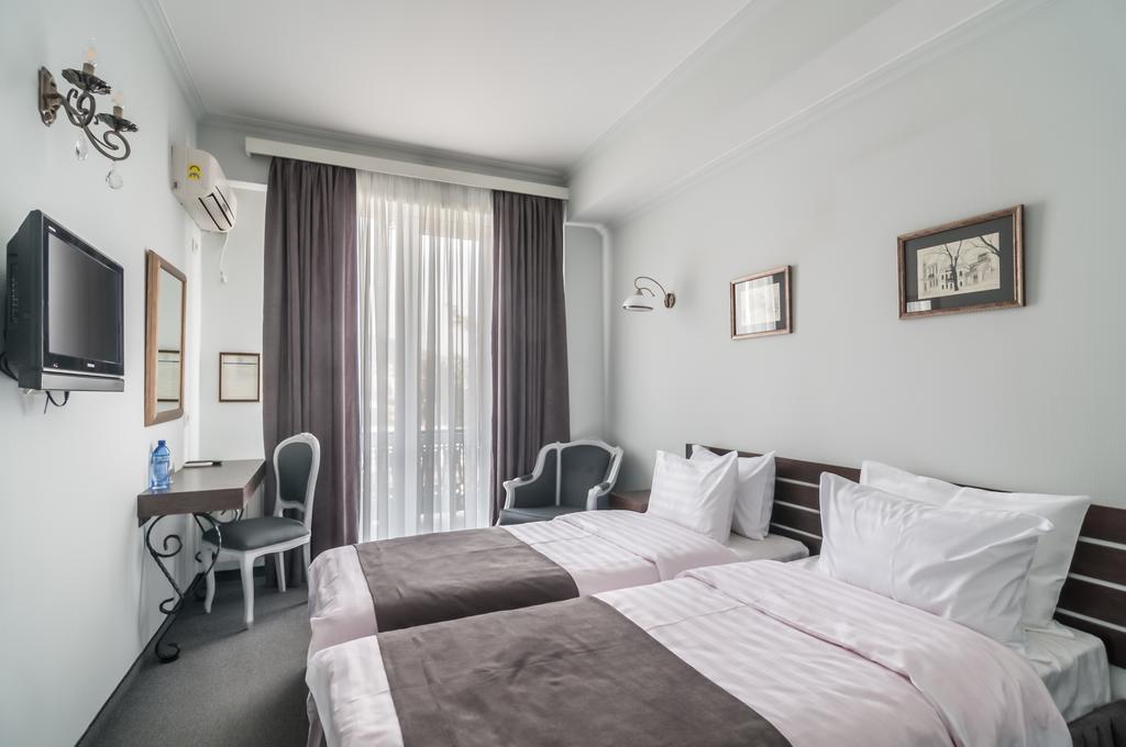 Prestige Palace - Esquisse Hotel Tbiliszi Kültér fotó