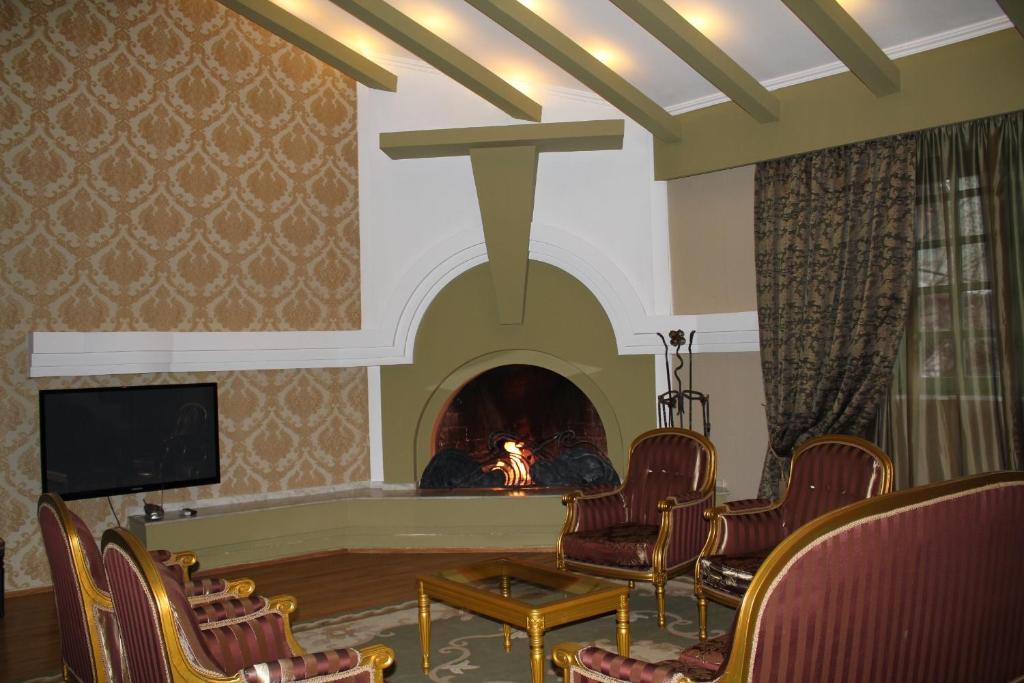 Prestige Palace - Esquisse Hotel Tbiliszi Szoba fotó