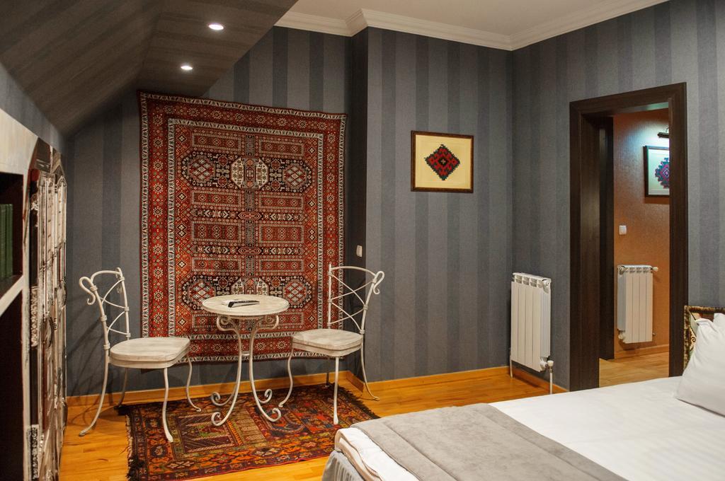 Prestige Palace - Esquisse Hotel Tbiliszi Kültér fotó