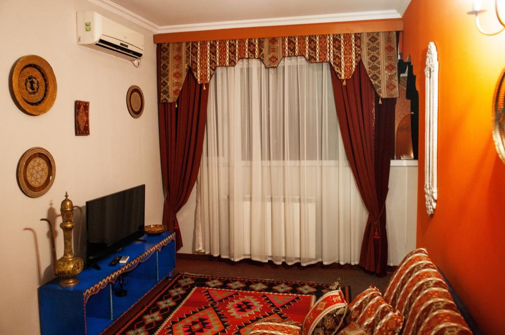 Prestige Palace - Esquisse Hotel Tbiliszi Kültér fotó